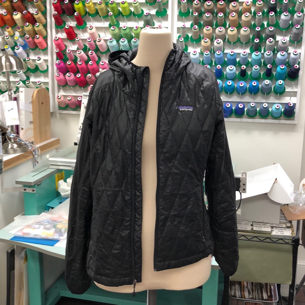 Patagonia Women’s Waist Length jacket